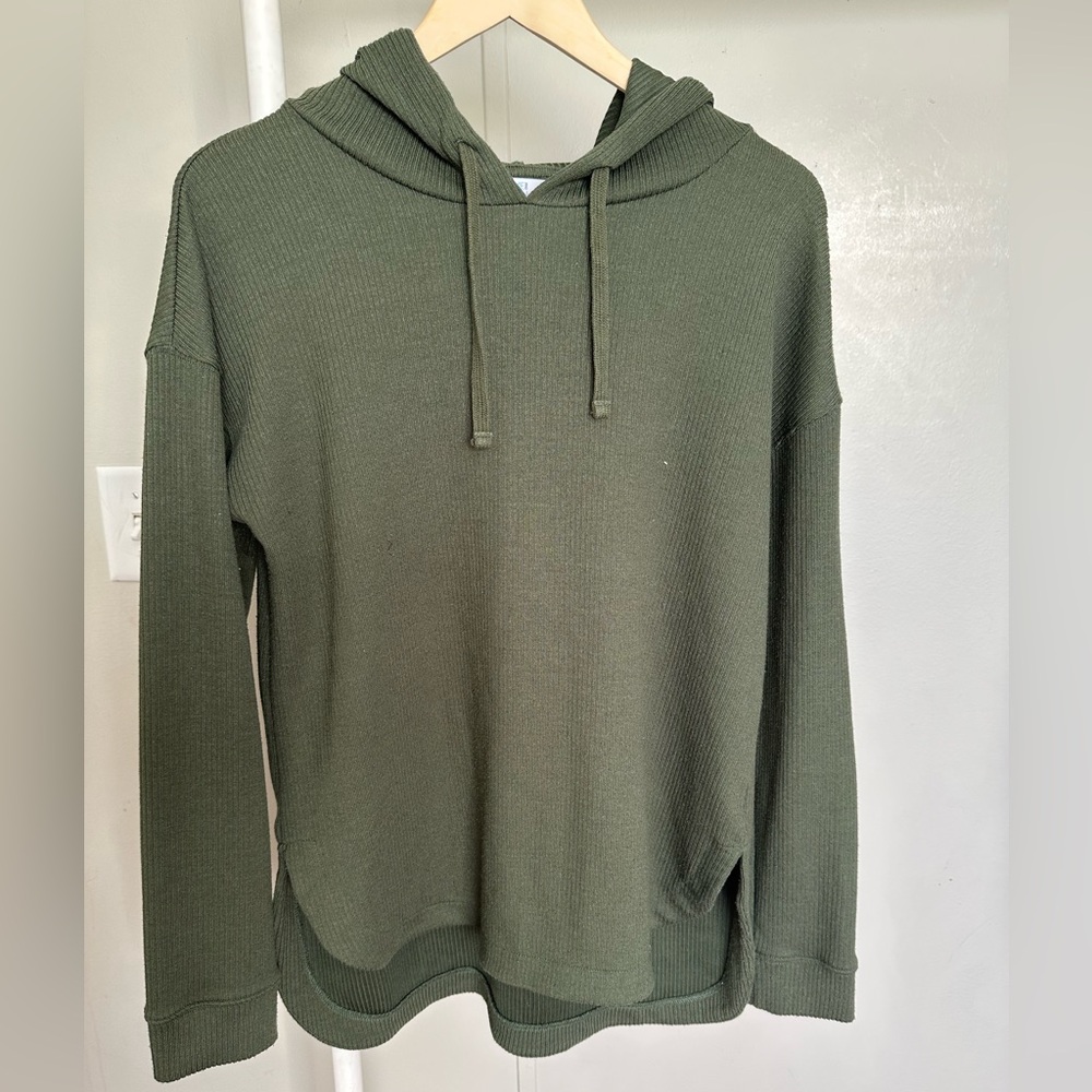 Green Ribbed Lightweight Hoodie size medium